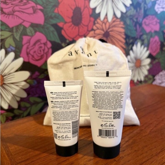 Avant Overnight Repair Skincare Set with Bag - Picture 6 of 7
